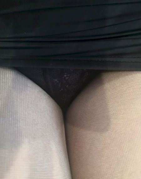 解开女警乳罩慢慢揉捏_超清高清电影在线